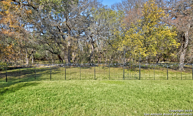 Image 32 of 33 For 3335 Trailway Park