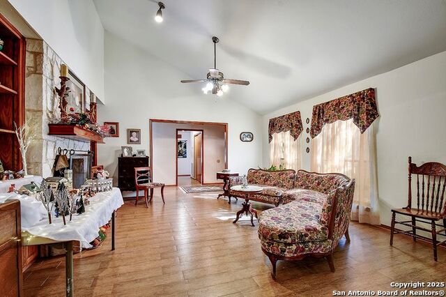 Image 7 of 33 For 3335 Trailway Park