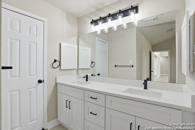 Listing photo id 11 for 6719 Country Field