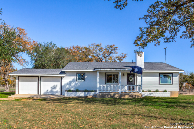 Details for 1646 County Road 438, Stockdale, TX 78160