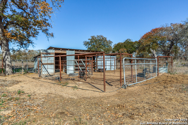 Image 25 of 30 For 1646 County Road 438