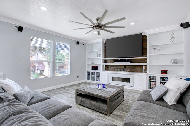 Image 14 of 36 For 27334 Lasso Bend