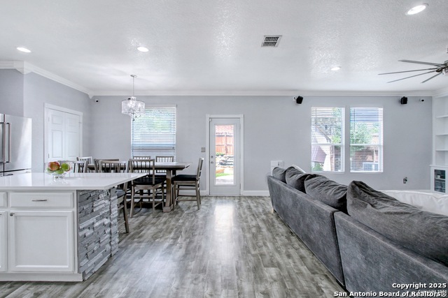 Image 6 of 36 For 27334 Lasso Bend