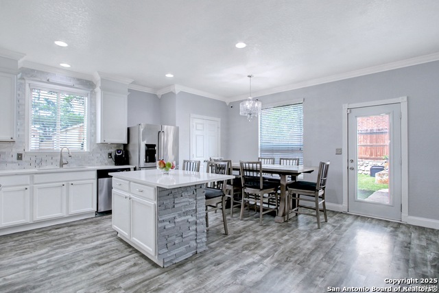 Image 8 of 36 For 27334 Lasso Bend