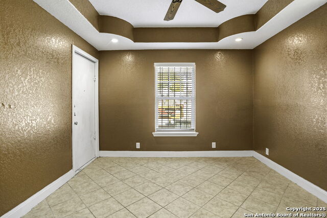 Image 7 of 13 For 236 Dullnig E 2