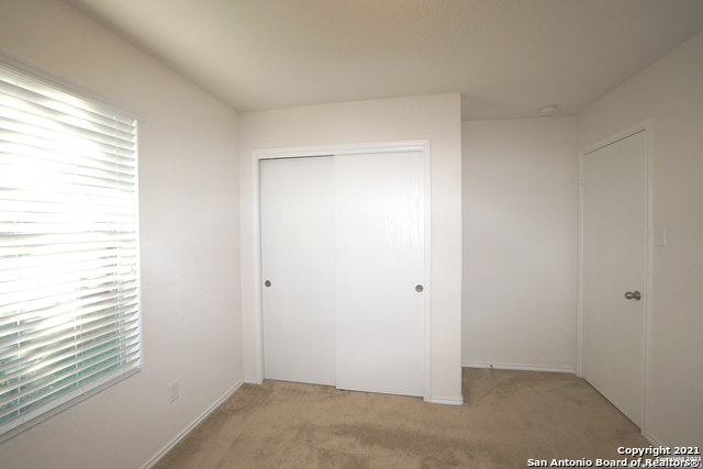 Image 23 of 33 For 10707 Rindle Ranch