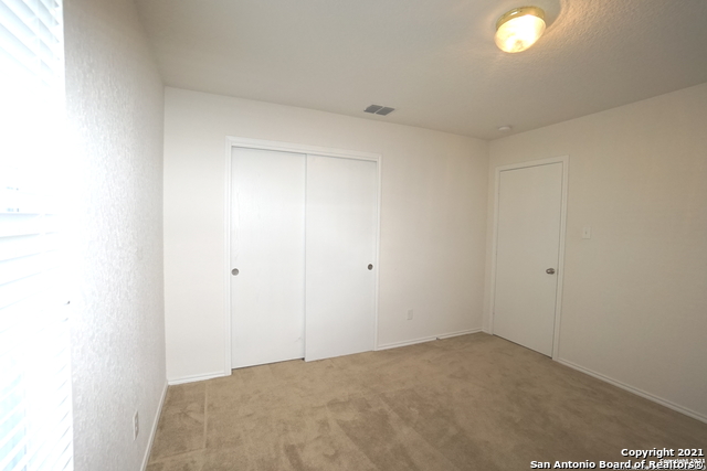 Image 27 of 33 For 10707 Rindle Ranch