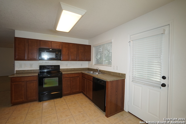 Image 9 of 33 For 10707 Rindle Ranch