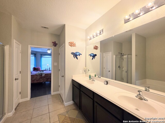 Listing photo id 19 for 6306 Aster Run