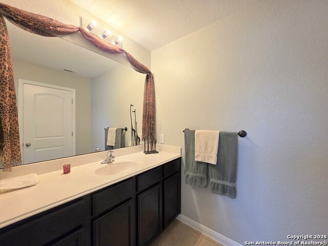 Listing photo id 30 for 6306 Aster Run