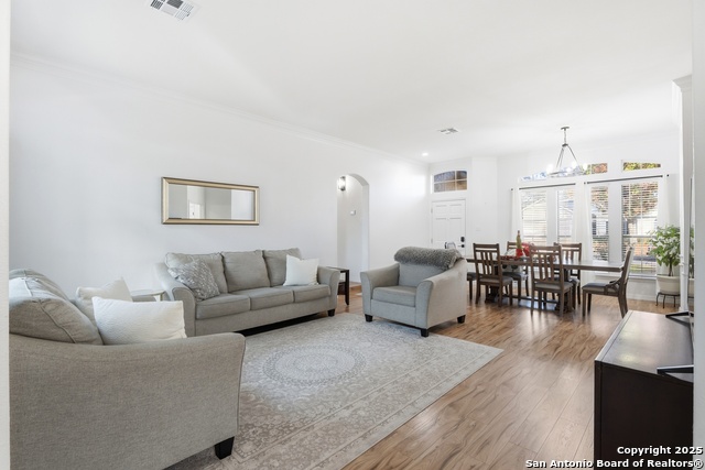 Image 13 of 41 For 6438 Amber Oak