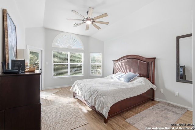 Image 26 of 41 For 6438 Amber Oak