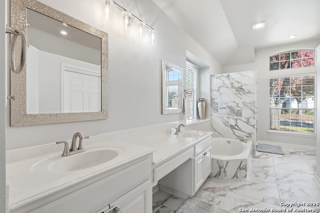 Image 28 of 41 For 6438 Amber Oak