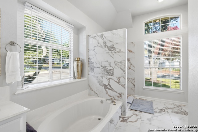 Image 30 of 41 For 6438 Amber Oak