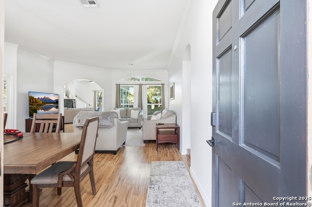 Image 8 of 41 For 6438 Amber Oak