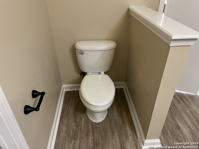 Image 24 of 38 For 8806 Slumber Lane  101