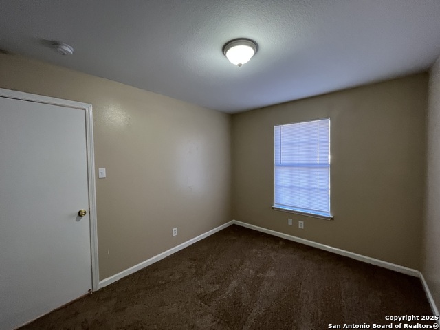 Image 28 of 38 For 8806 Slumber Lane  101