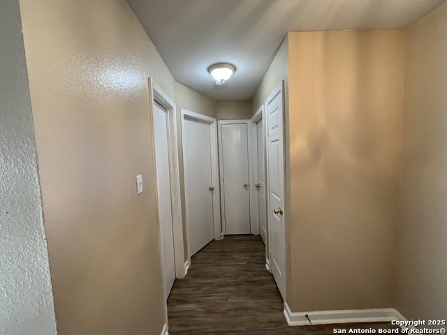 Image 4 of 38 For 8806 Slumber Lane  101