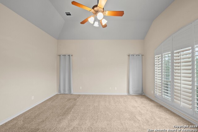 Listing photo id 13 for 14041 Iron Horse