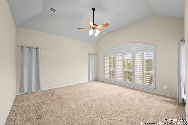 Listing photo id 14 for 14041 Iron Horse