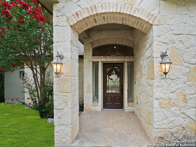 Listing photo id 0 for 14041 Iron Horse