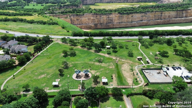 Listing photo id 43 for 14041 Iron Horse