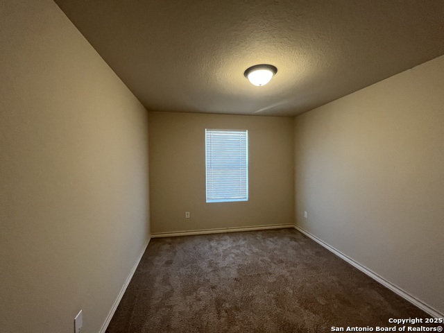 Image 21 of 26 For 7034 Lakeview Dr.  101