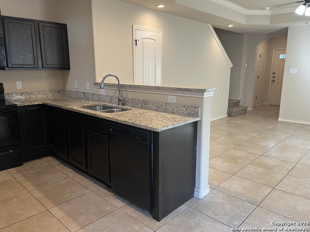 Image 9 of 26 For 7034 Lakeview Dr.  101