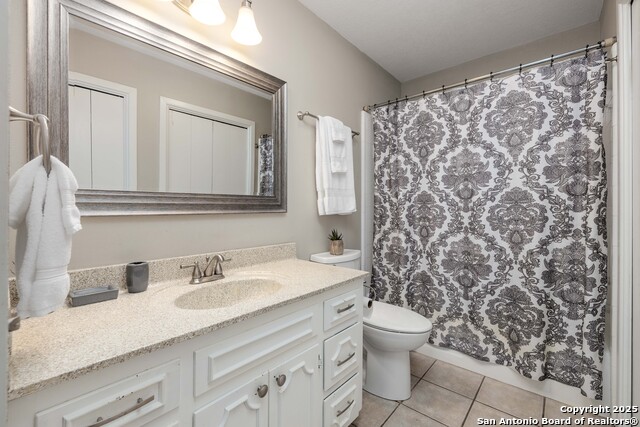 Image 17 of 33 For 1267 Common St E