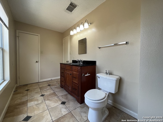 Image 24 of 35 For 6212 Encanto Point