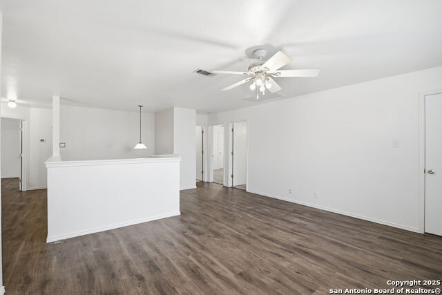 Image 19 of 31 For 3617 Augusta Glade