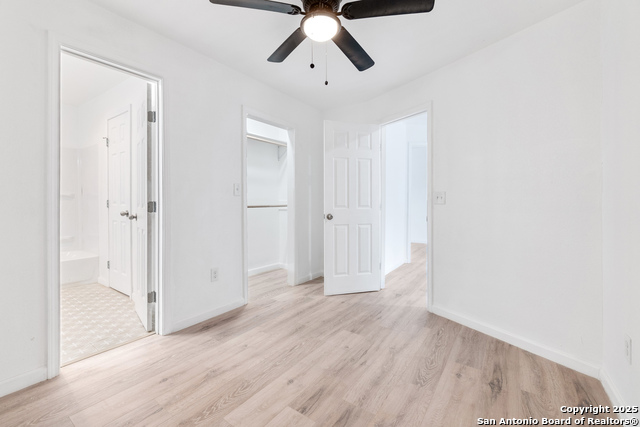 Listing photo id 29 for 323 Lakeside