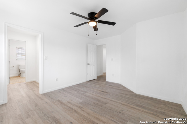 Listing photo id 33 for 323 Lakeside