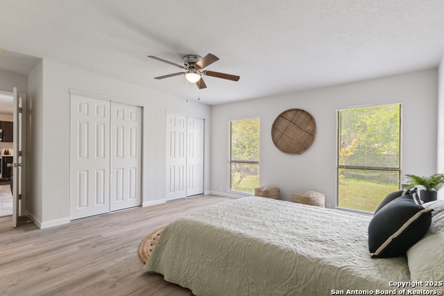 Listing photo id 12 for 3115 Bluefield