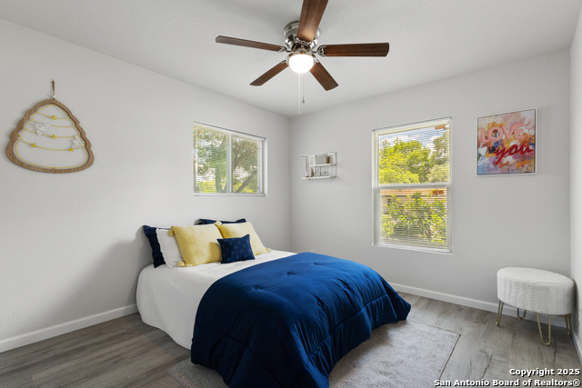 Listing photo id 25 for 3115 Bluefield