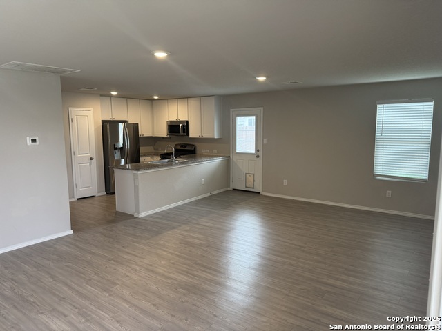 Image 3 of 18 For 6407 Ignacio