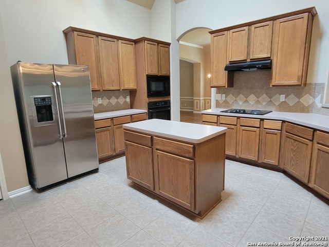 Image 13 of 35 For 2524 Melville