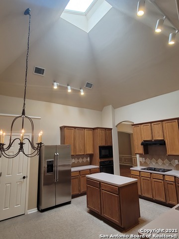 Image 14 of 35 For 2524 Melville