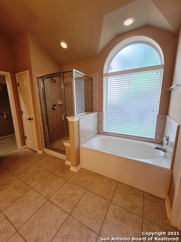 Image 22 of 35 For 2524 Melville