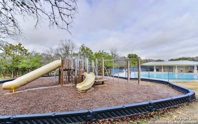 Image 35 of 35 For 2524 Melville