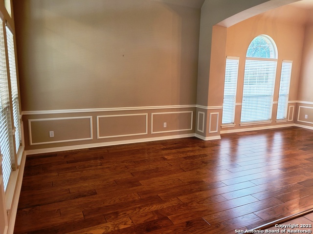 Image 6 of 35 For 2524 Melville