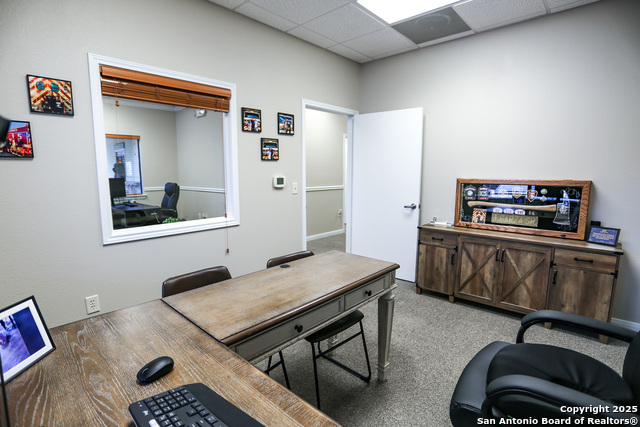 Listing photo id 12 for 19115 Fm 2252  3