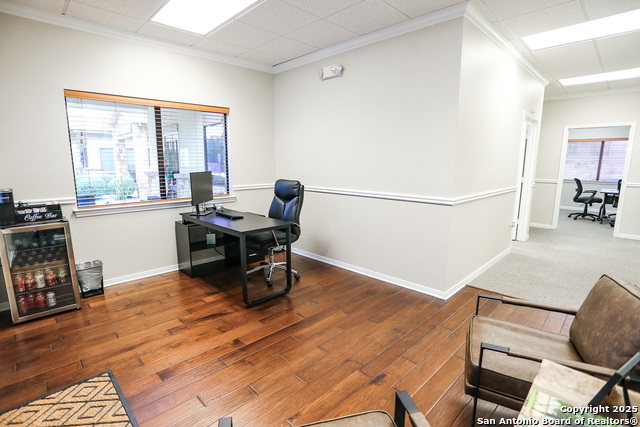 Listing photo id 3 for 19115 Fm 2252  3