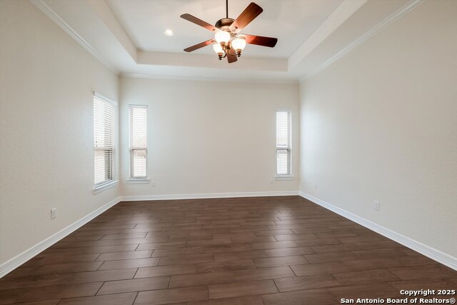 Listing photo id 12 for 11322 Begonia Rock