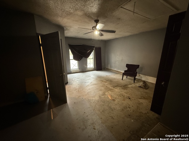 Image 9 of 17 For 12319 Autumn Vista