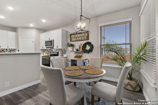 Image 11 of 36 For 162 Blue Sage