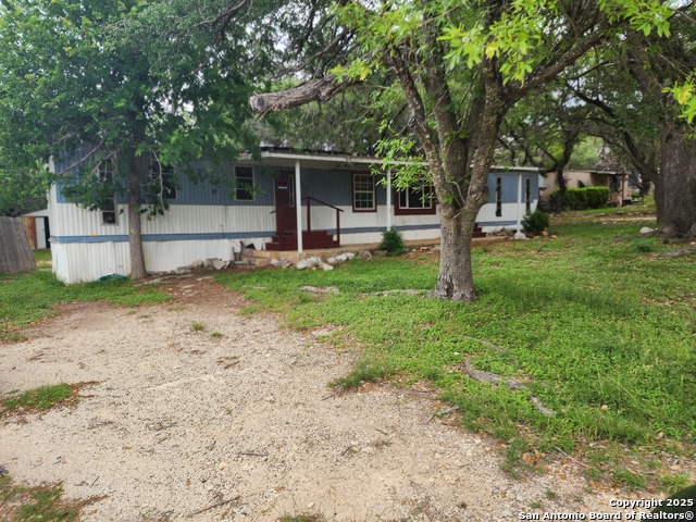 Details for 520 Royal Oak, Canyon Lake, TX 78133
