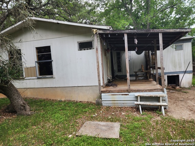 Listing photo id 14 for 520 Royal Oak