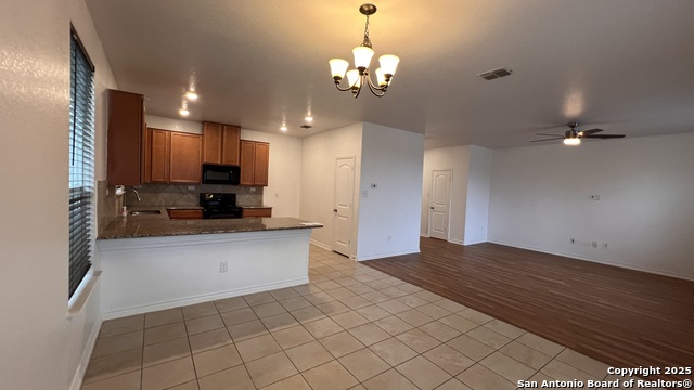 Image 14 of 50 For 2027 Ares Cove