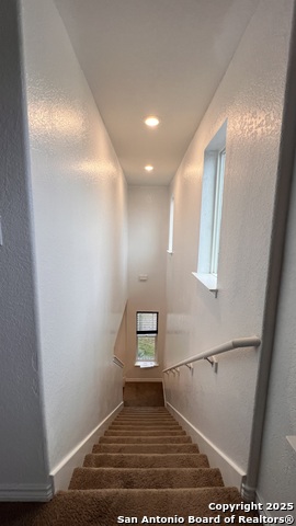 Image 35 of 50 For 2027 Ares Cove